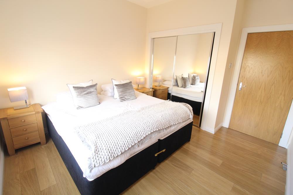 2nd Bedroom (2)