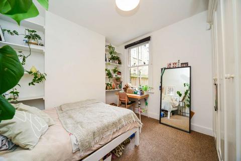 3 bedroom flat to rent, Councillor Street, Camberwell, London