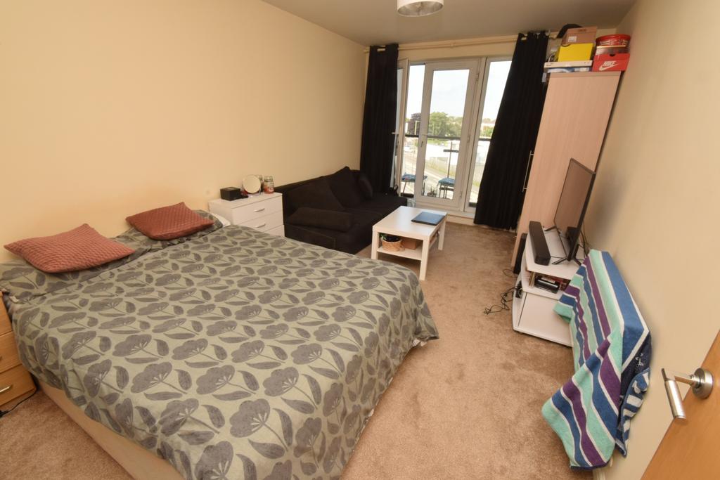 En SUite Bedroom