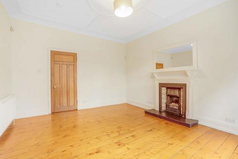 3 bedroom apartment to rent, 0/1, 55 Marlborough Avenue, Broomhill, Glasgow G11 7BS