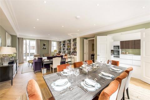 3 bedroom apartment for sale, Chesham Street, SW1X