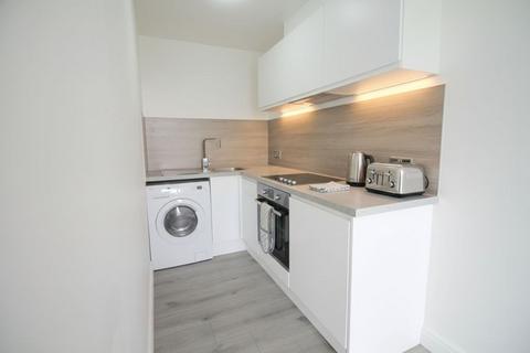 Studio to rent, Buckingham Place, St. Annes House, BN1