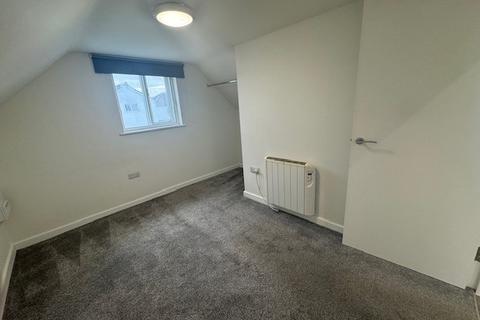 1 bedroom apartment to rent, High Street Hythe  UNFURNISHED