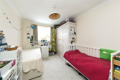 2 bedroom apartment for sale, Wilkinson House, Draymans Way, Isleworth, TW7