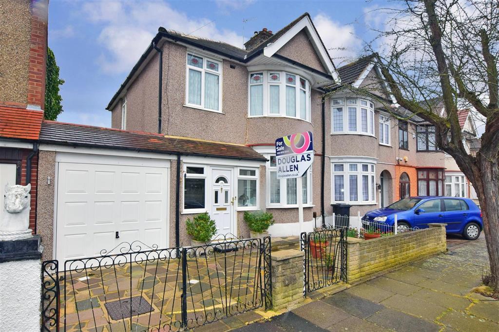 Chudleigh Crescent, Ilford, Essex 3 bed semidetached house £530,000