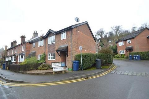 Godalming GU7