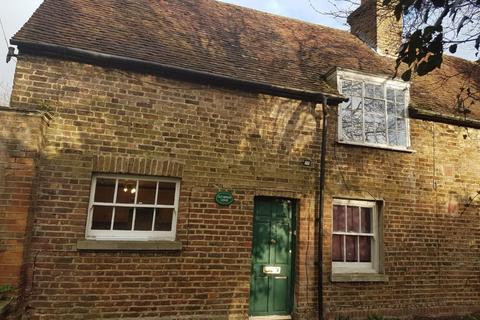 undefined, Squires Bridge Road, Shepperton