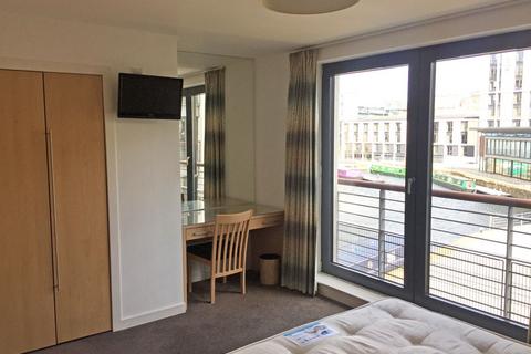 3 bedroom flat to rent, Lower Gilmore Bank, Fountainbridge, Edinburgh, EH3