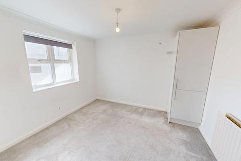 3 bedroom semi-detached house to rent, Western Street, Brighton, BN1