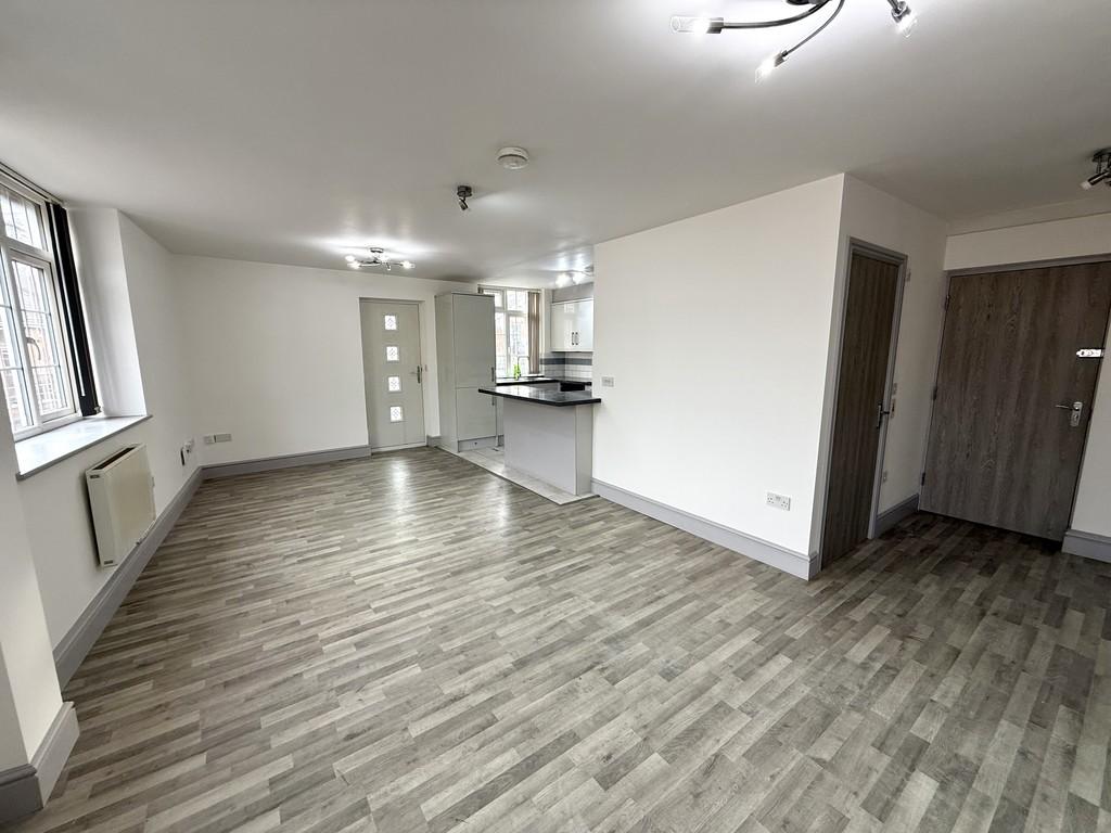 Open Plan Living Room/Kitchen