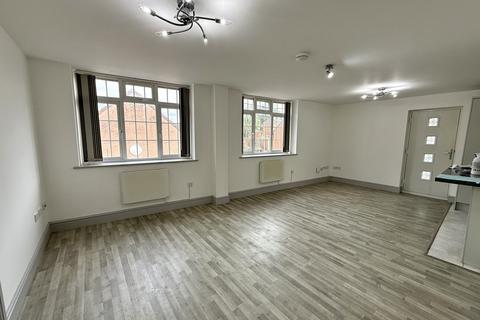 2 bedroom apartment to rent, Warminster Road, Westbury