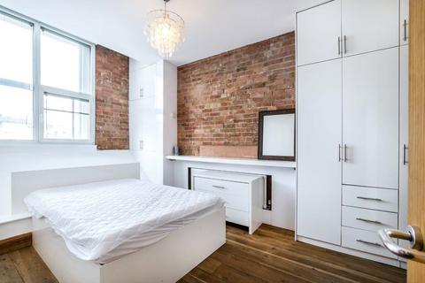 2 bedroom apartment to rent, St. John Street, London, EC1M