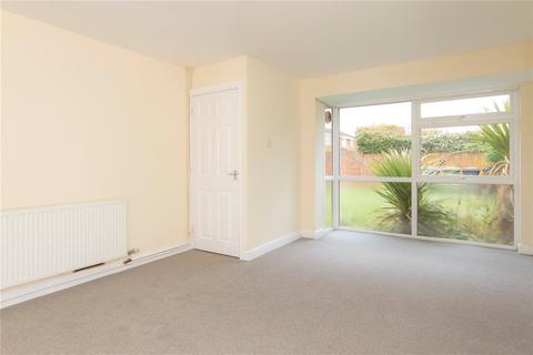 3 bedroom house to rent, Peacock Way, Histon, Cambridge, Cambridgeshire