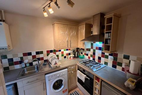 2 bedroom terraced house to rent, Shepherds Walk, Bristol