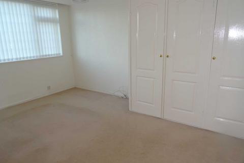 undefined, Oval Grange