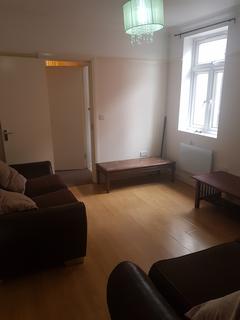 3 bedroom flat to rent, Brondesbury Park , london NW2