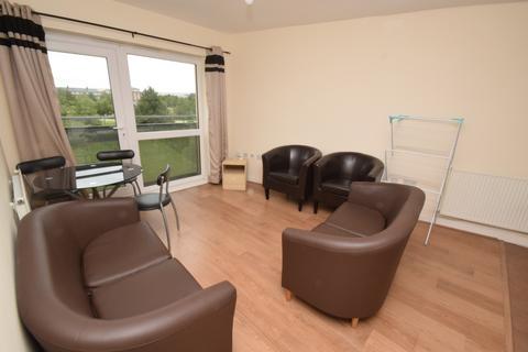 2 bedroom flat to rent, Spectre Court, Hatfield AL10