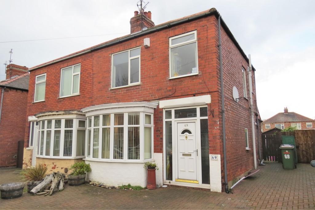 Canterbury Road, Redcar, TS10 3 bed semidetached house £109,500