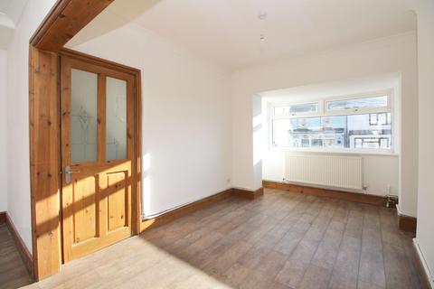 3 bedroom semi-detached house to rent, Beech Street, Gilfach Goch CF39 8UD