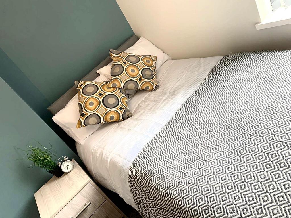 Room 4