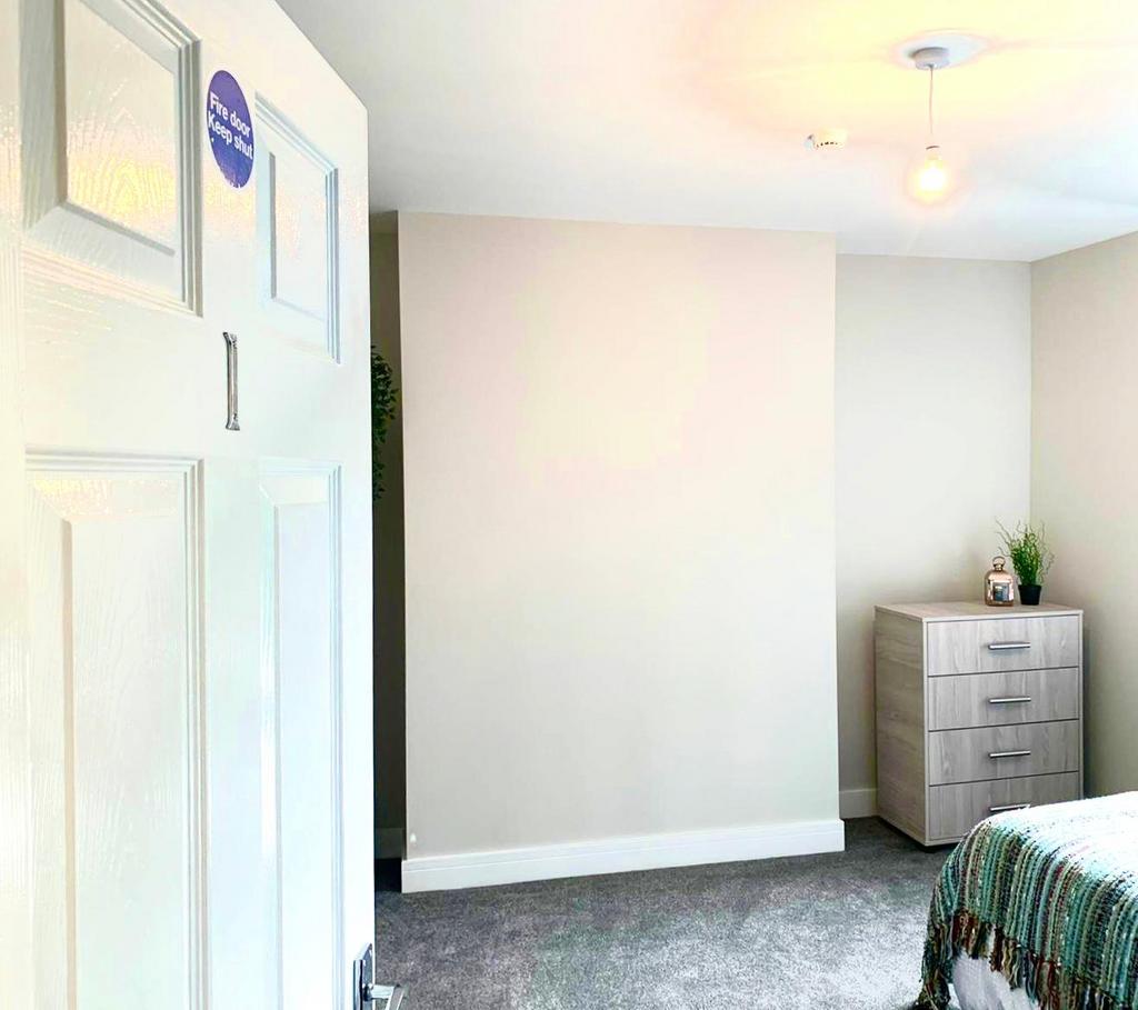 Room 1