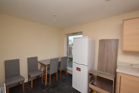 3 bedroom apartment to rent, Aviation Avenue, Hatfield AL10