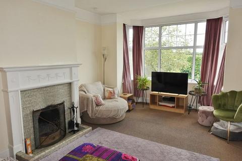 3 bedroom semi-detached house to rent, Wooddittion Rd, Newmarket - spacious property