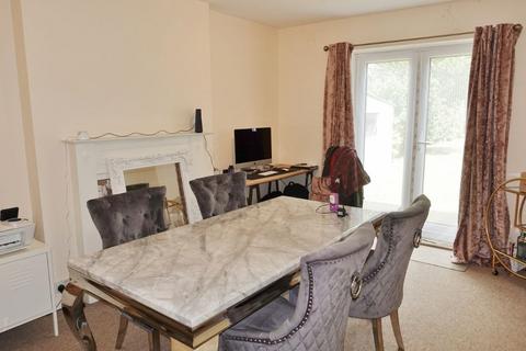 3 bedroom semi-detached house to rent, Wooddittion Rd, Newmarket - spacious property