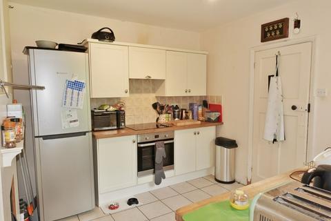 3 bedroom semi-detached house to rent, Wooddittion Rd, Newmarket - spacious property