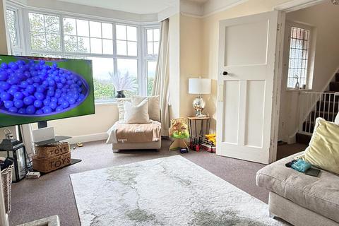3 bedroom semi-detached house to rent, Wooddittion Rd, Newmarket - spacious property