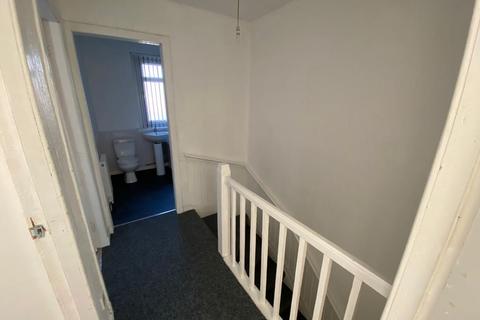 3 bedroom end of terrace house to rent - Flaxmill Avenue, Wishaw ML2