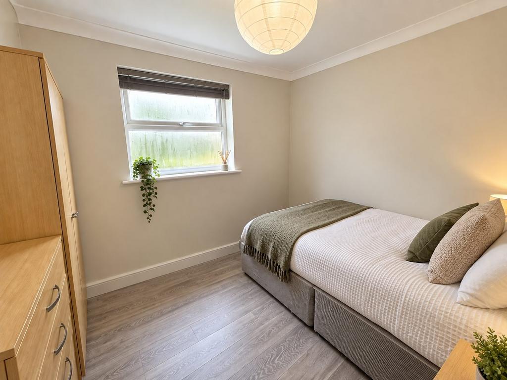 House in Southampton - View 3