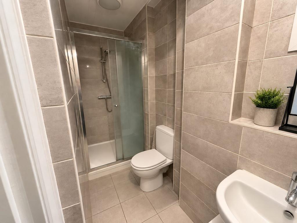 House in Southampton - View 5
