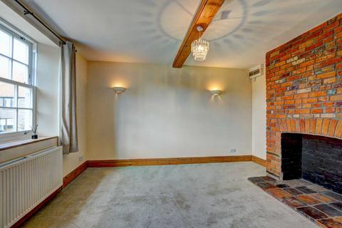 4 bedroom detached house to rent, Green End Road, Radnage