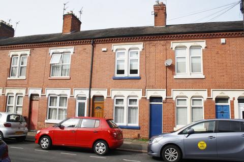 2 bedroom terraced house to rent, Cranmer Street, Leicester