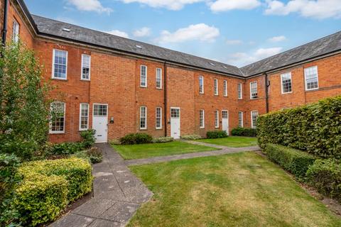 3 bedroom terraced house for sale, Longley Road, Chichester