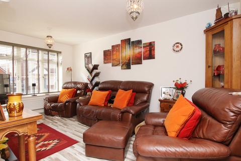 124 Brynteg Green, Beddau, Pontypridd, CF38 2PT