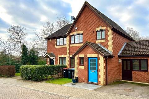 3 bedroom semi-detached house to rent, Mayer Gardens, Shenley Lodge