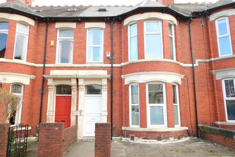 4 bedroom maisonette to rent, Queens Road, Jesmond, Newcastle Upon Tyne, NE2