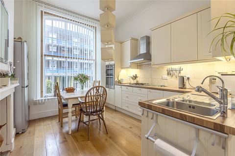3 bedroom terraced house for sale, Eastgate Street, Winchester, Hampshire, SO23