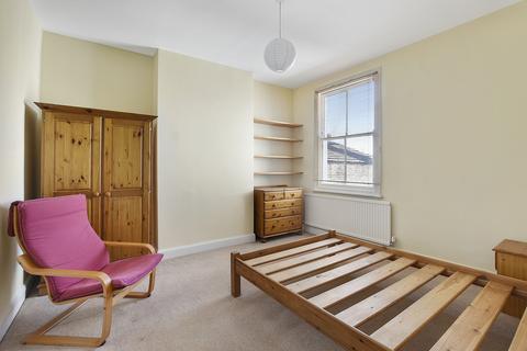 2 bedroom flat to rent, Park Hall Road, East Finchley, N2