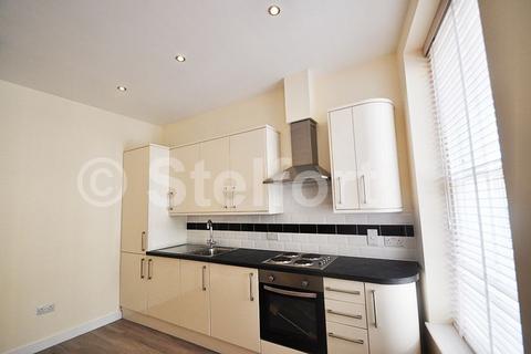 1 bedroom apartment to rent, Holloway Road, London, N7