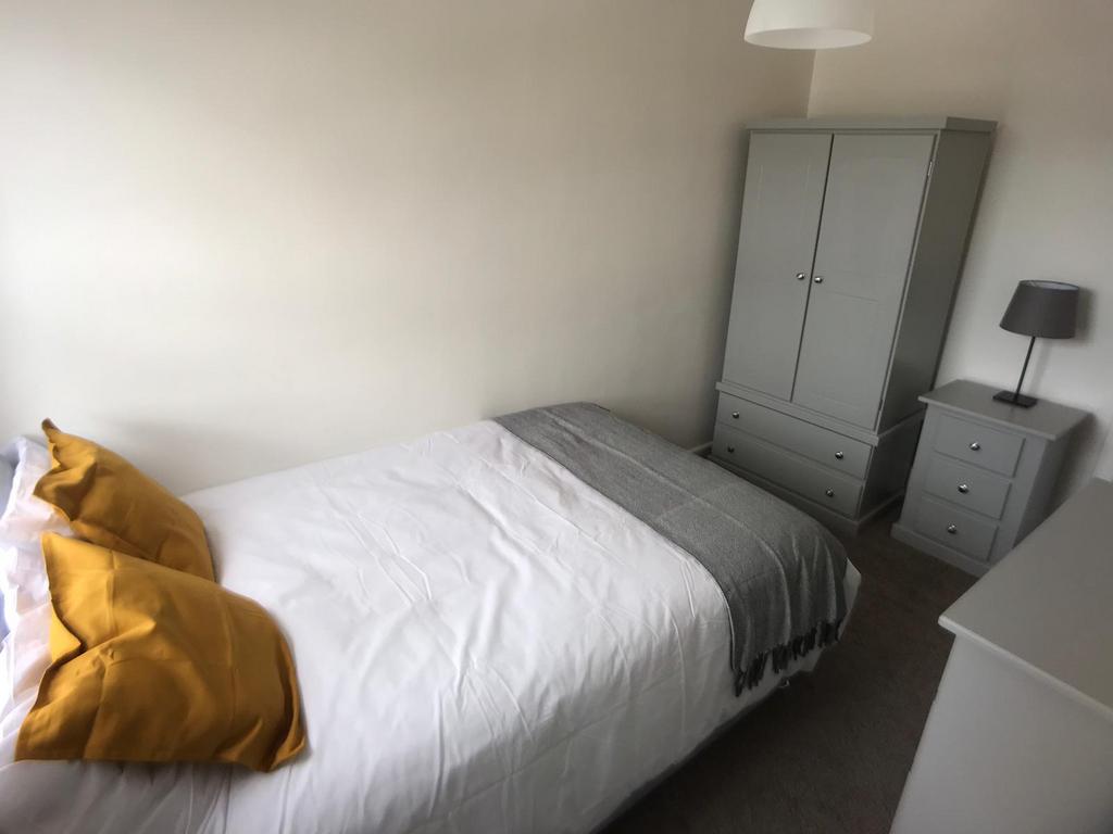 5 Bed HMO - Castlereagh Street, Barnsley