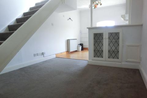 1 bedroom apartment to rent - Clifton Road, Gravesend