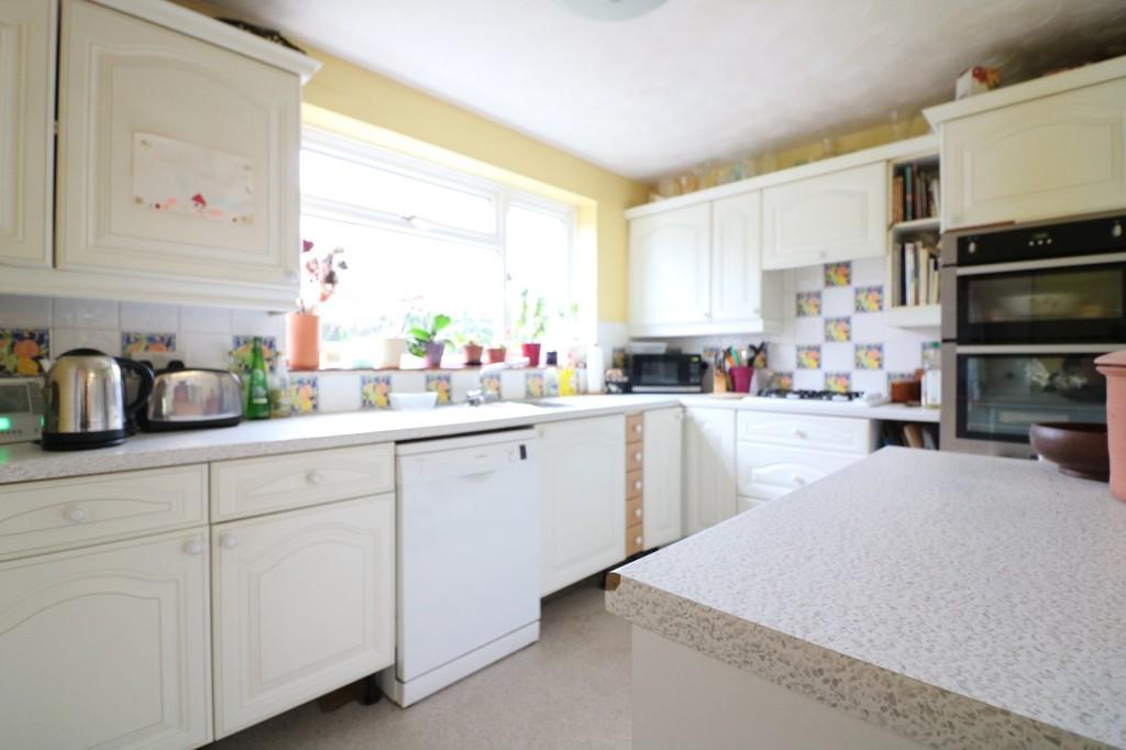 Skelton Road, Diss 3 bed terraced house £180,000