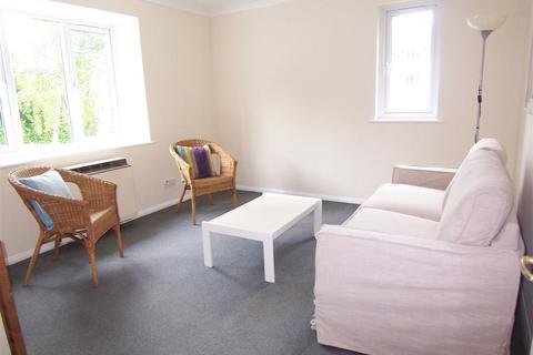 1 bedroom flat to rent, Granville Place, Pinner