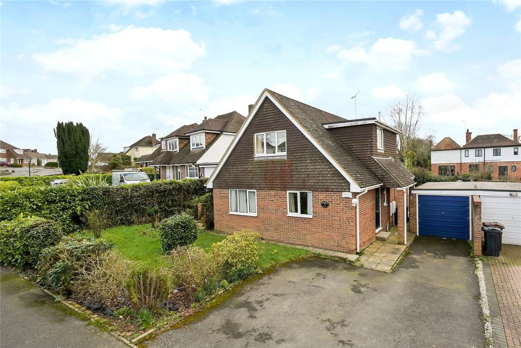 Homewood Road, Tenterden, Kent, TN30 4 bed detached house £400,000