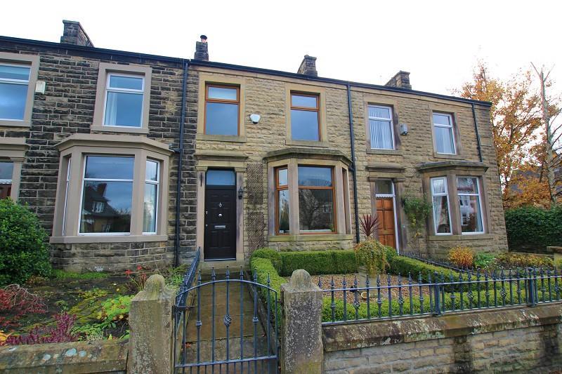 Clitheroe Road, Whalley, Clitheroe, Lancashire. BB7 9AB 4 bed cottage