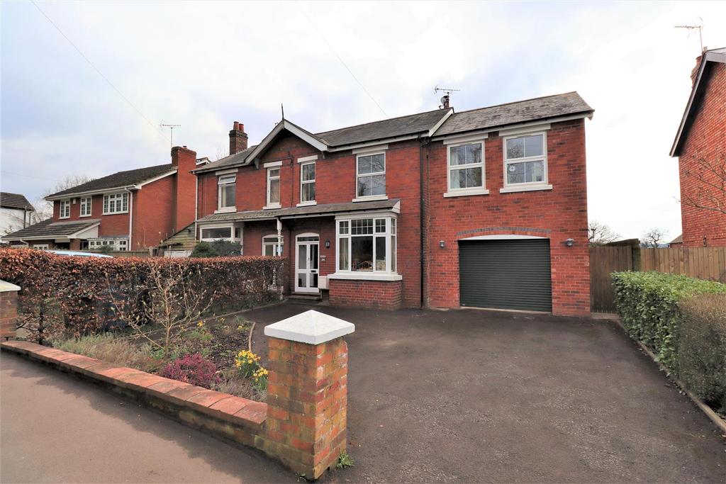 Wood Road, Codsall, Wolverhampton 4 bed semidetached house £435,000