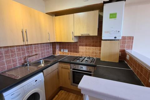 1 bedroom flat to rent, Causeyside street, Paisley, Renfrewshire, PA1